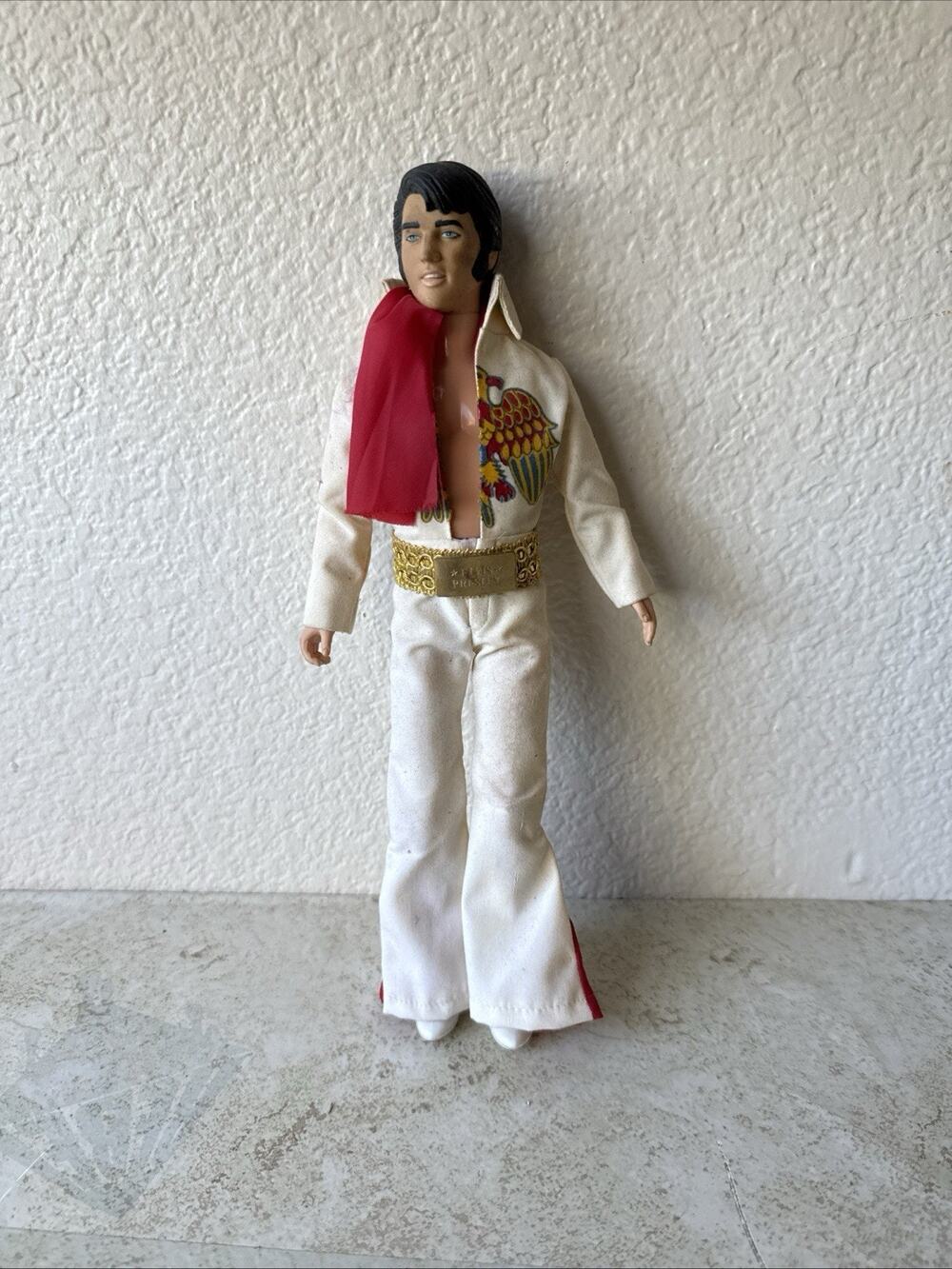 Elvis Presley Action Figure White Jumpsuit Gold Trim w/ Red Scarf & Outfit